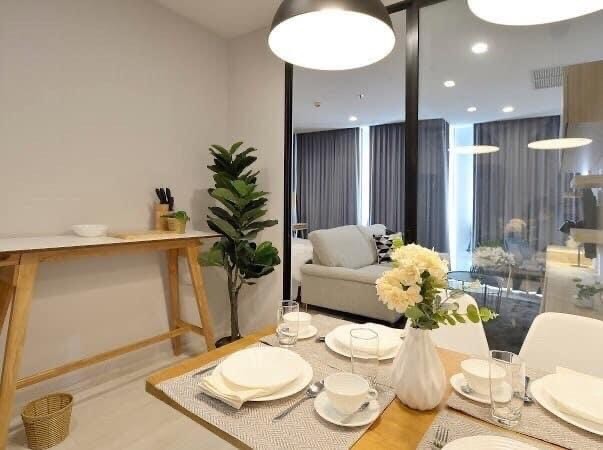 Noble Ploenchit 1 Bedroom 30th Floor