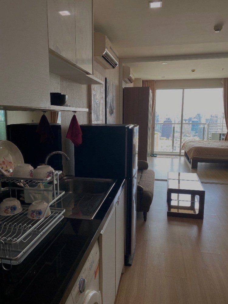 Skywalk Residences 1 Bedroom 41th Floor