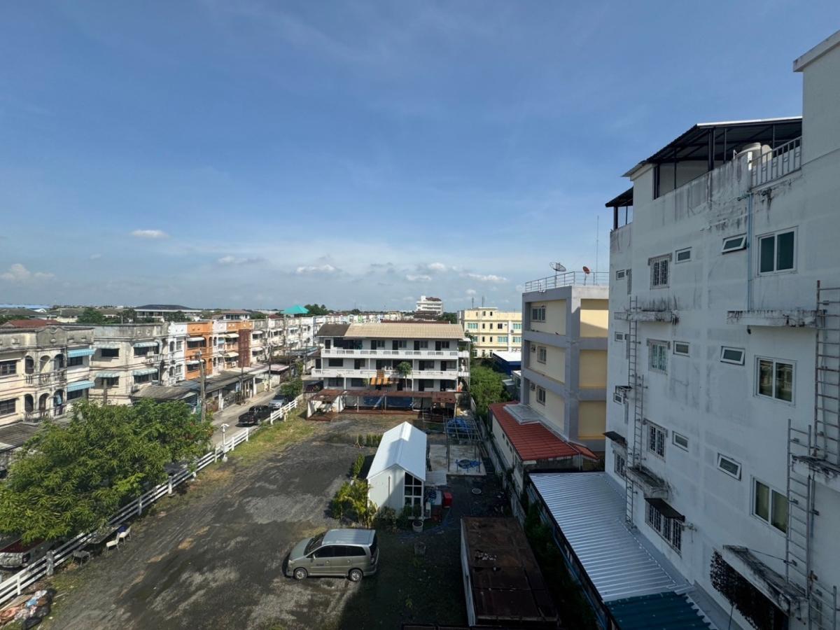 Townhome at Ramkhamhaeng 176 4 Bedroom