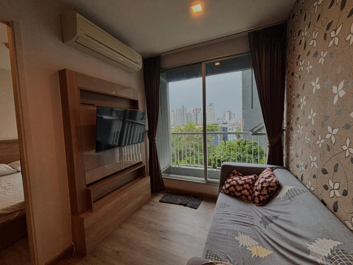 Rhythm Sukhumvit 50 1 Bedroom 8th Floor