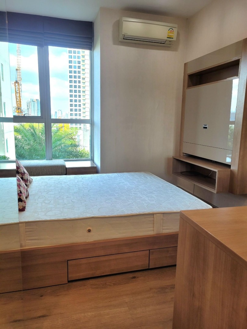 Rhythm Sukhumvit 50 1 Bedroom 8th Floor