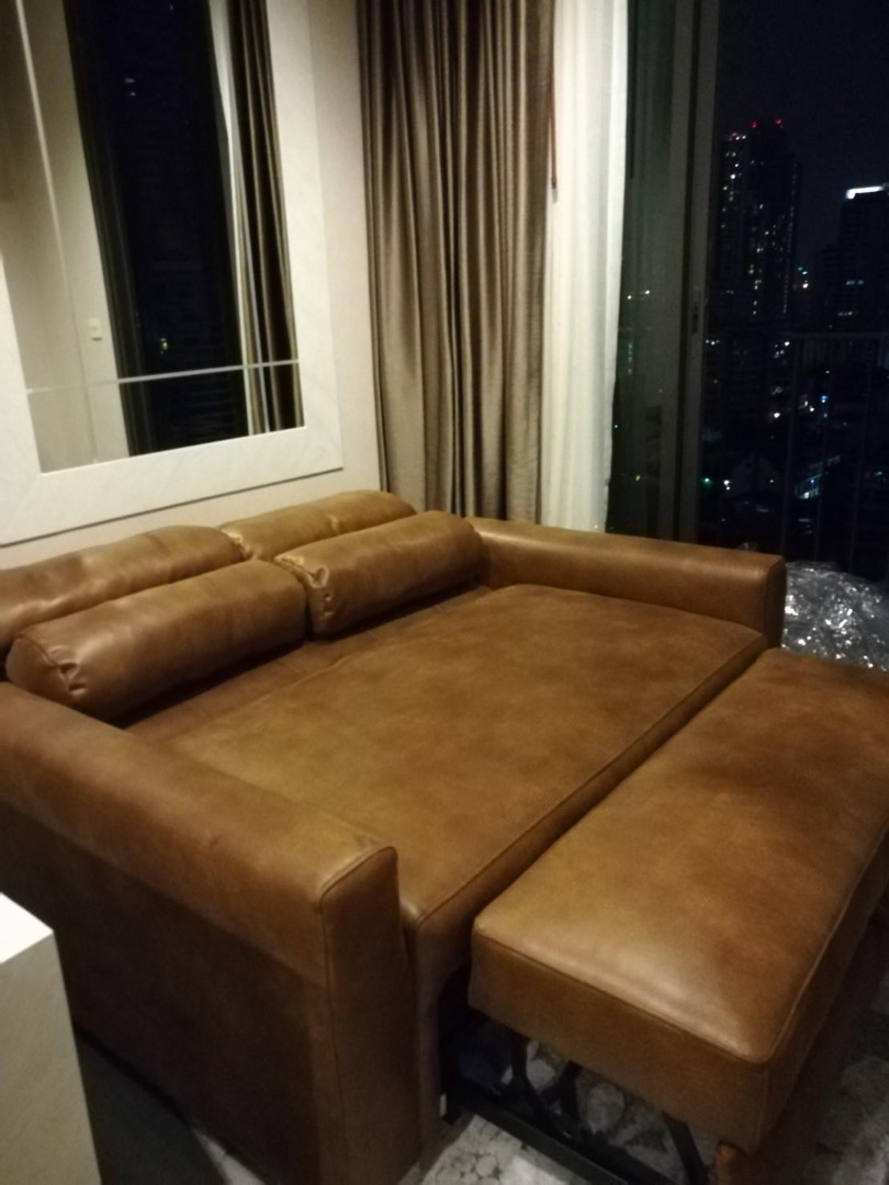 Edge Sukhumvit 23 1 Bedroom 12th Floor