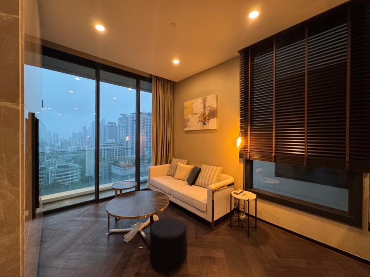 The Esse Sukhumvit 36  1 Bedroom 12th Floor