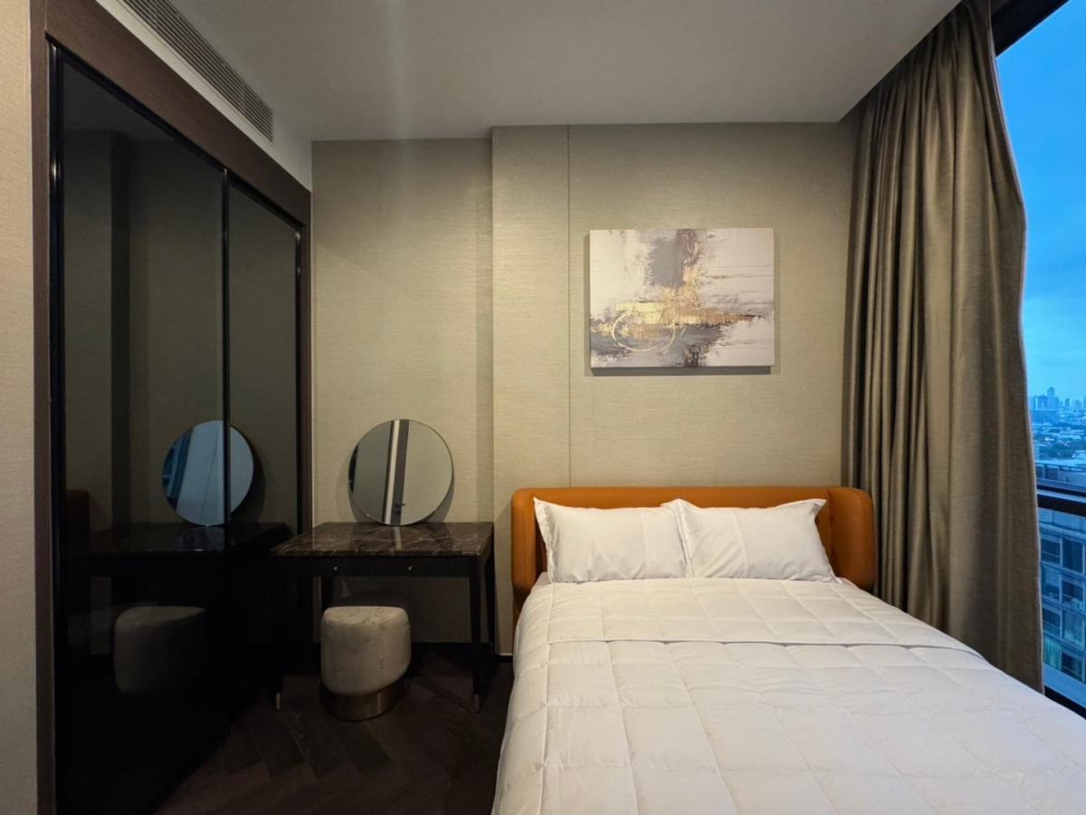 The Esse Sukhumvit 36  1 Bedroom 12th Floor