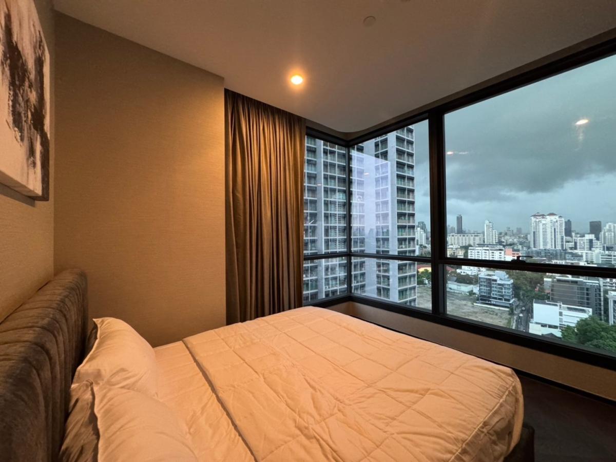 The Esse Sukhumvit 36  1 Bedroom 12th Floor