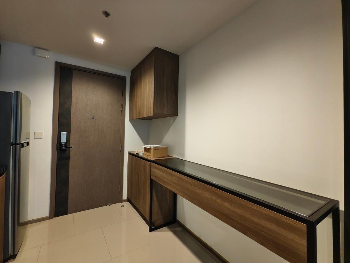 The Line Phahonyothin Park 2 Bedroom 18th Floor