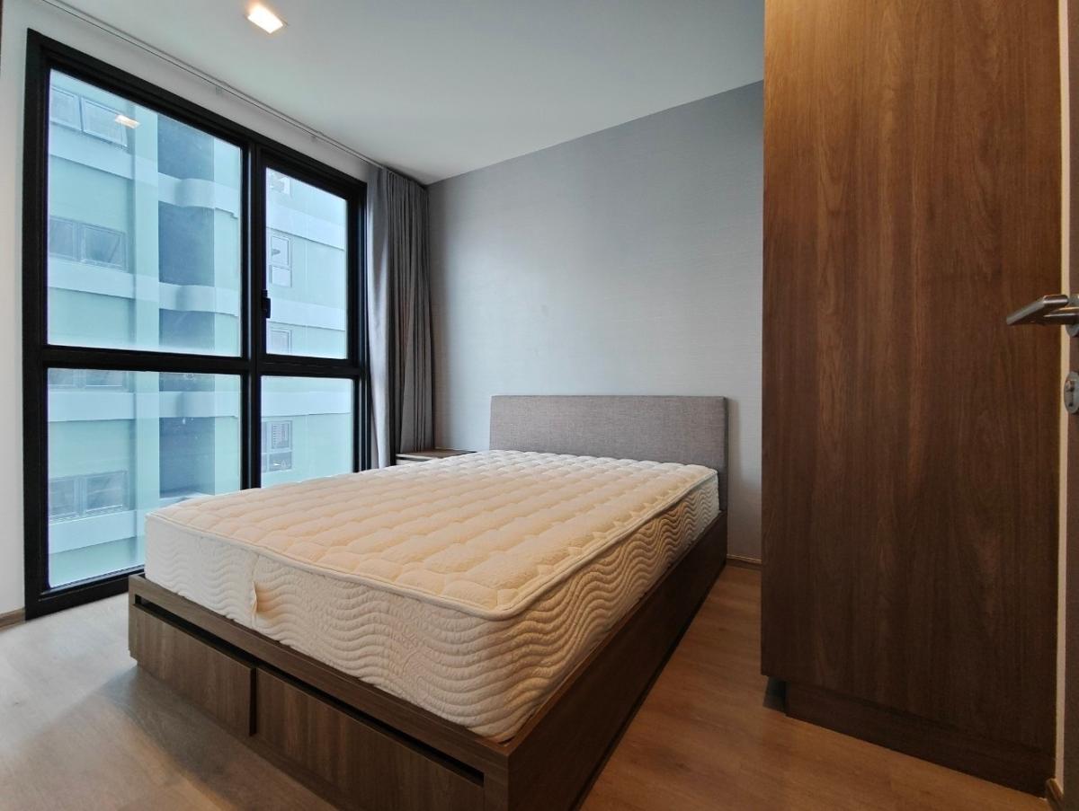 The Line Phahonyothin Park 2 Bedroom 18th Floor