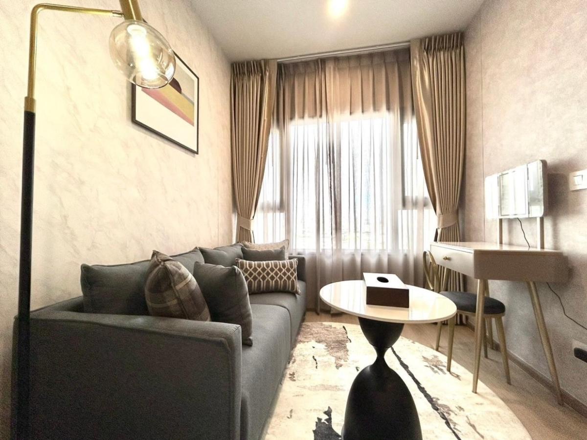 Life Rama4 - Asoke 1 Bedroom 14th Floor