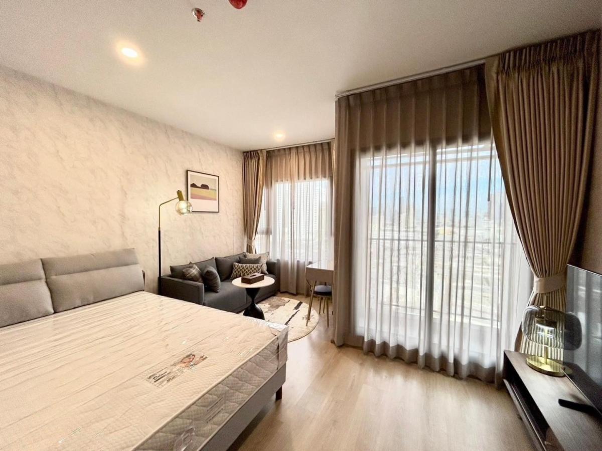 Life Rama4 - Asoke 1 Bedroom 14th Floor