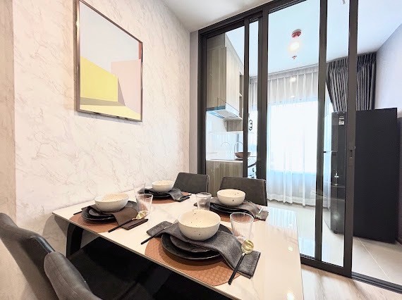 Life Rama4 - Asoke 1 Bedroom 15th Floor