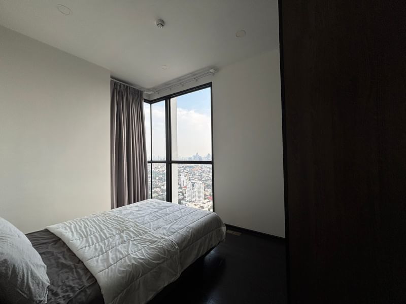 Park Origin Thonglor 2 Bedroom 44th Floor