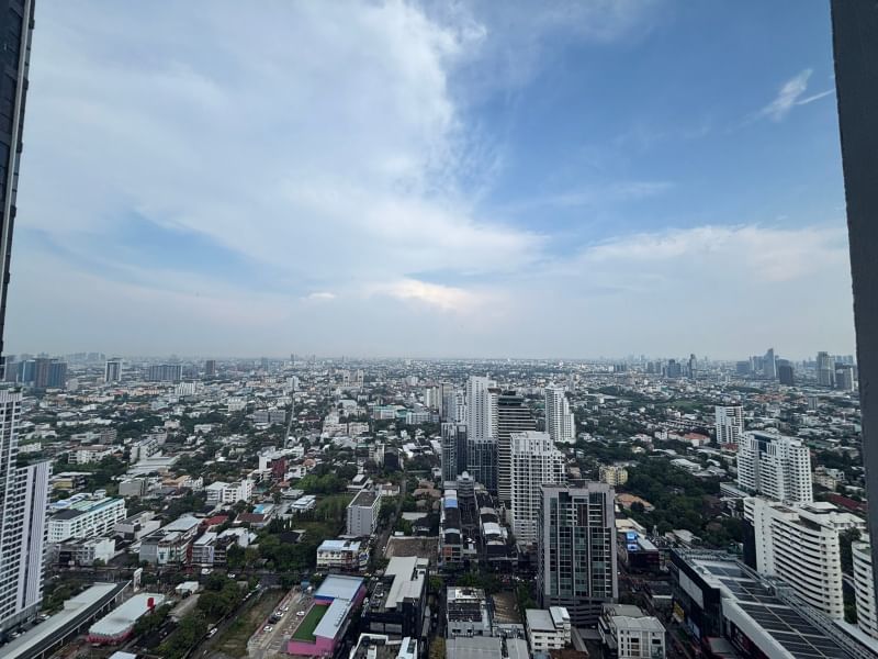 Park Origin Thonglor 2 Bedroom 44th Floor