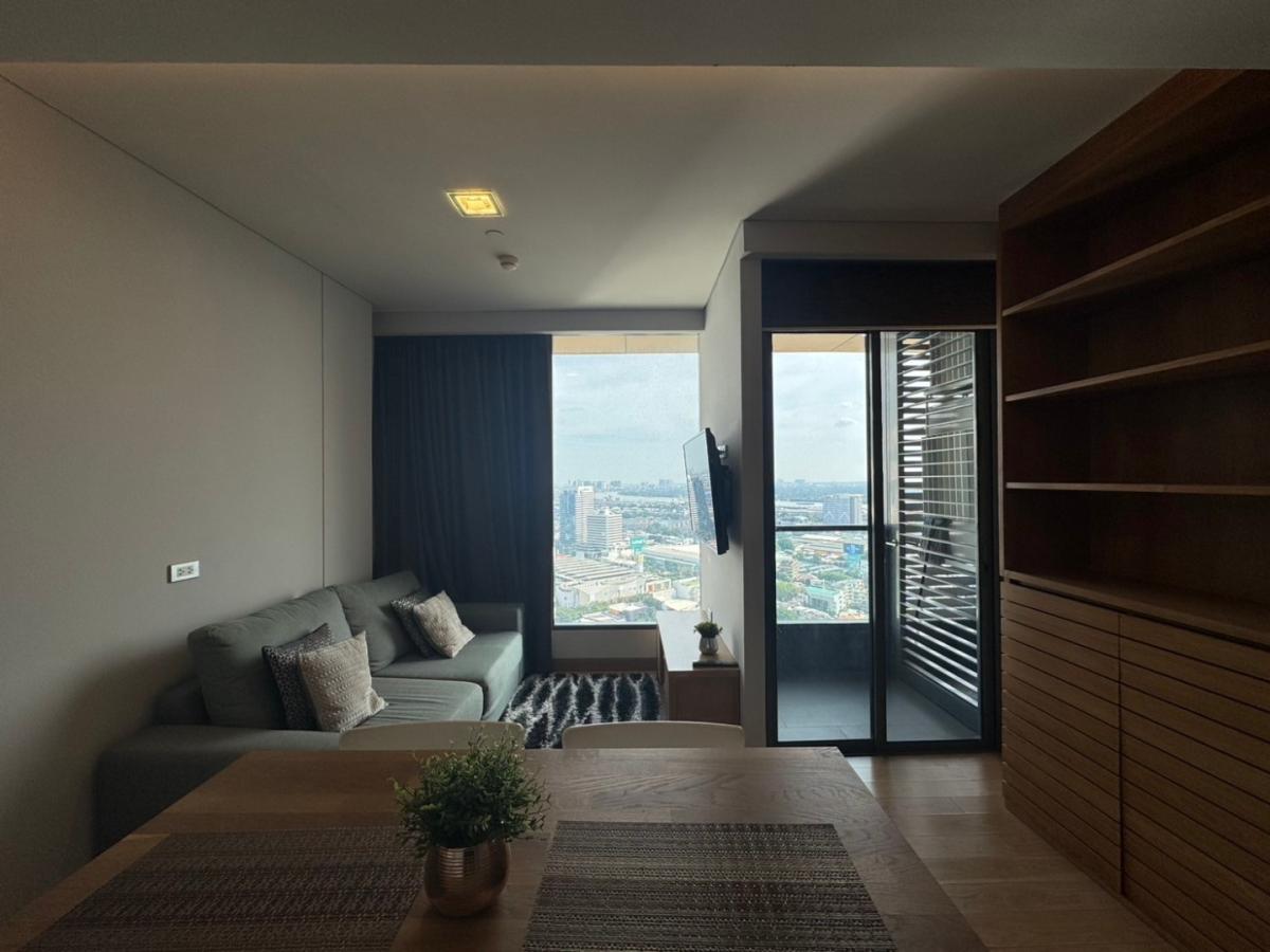 The Lumpini 24 1 Bedroom 30th Floor