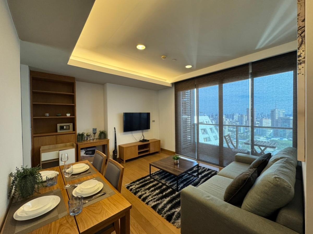 The Lumpini 24 2 Bedroom 32th Floor