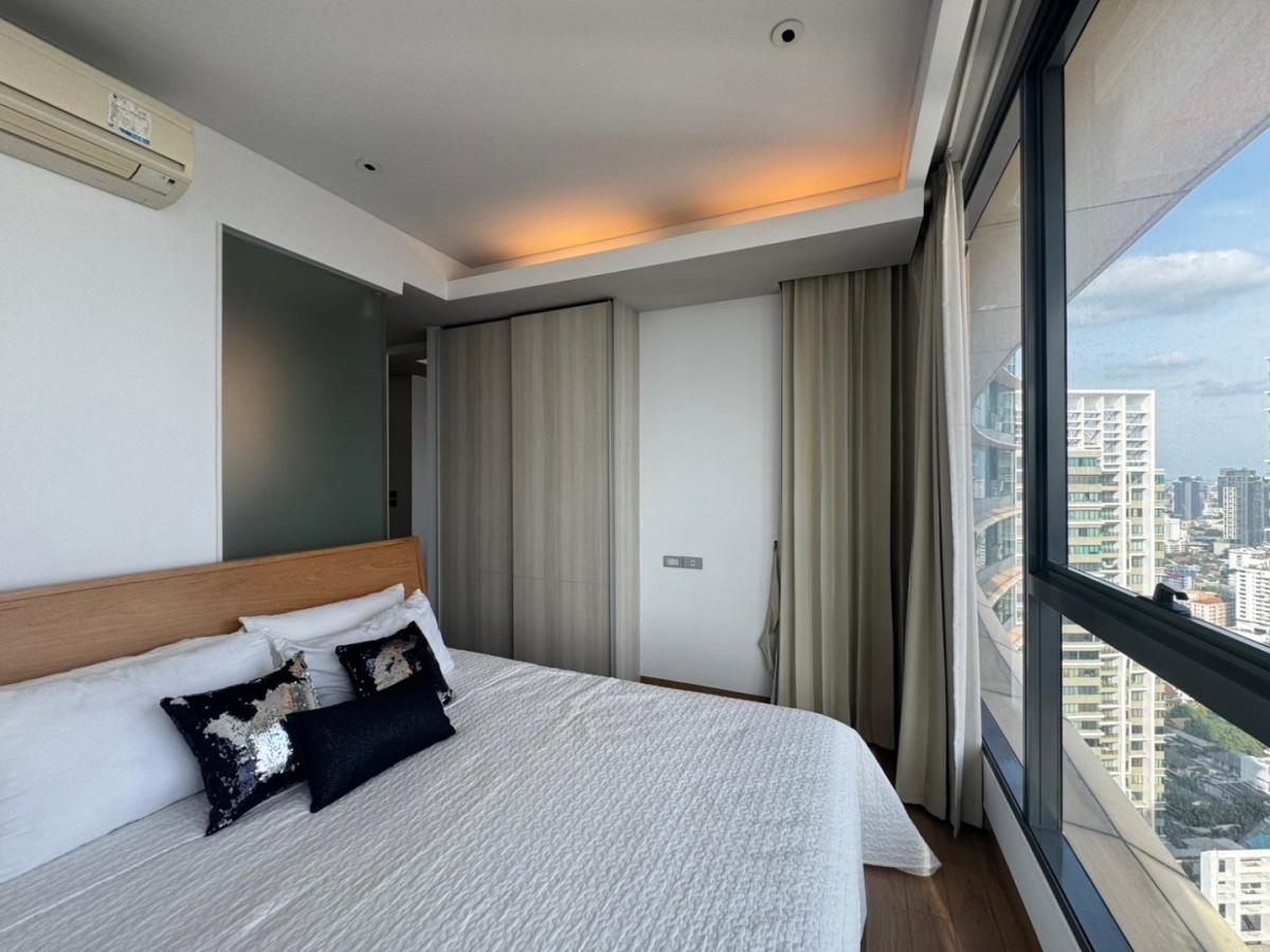 The Lumpini 24 2 Bedroom 32th Floor