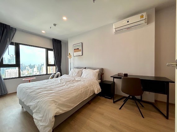 Life Rama 4 - Asoke 2 Bedroom 30th Floor